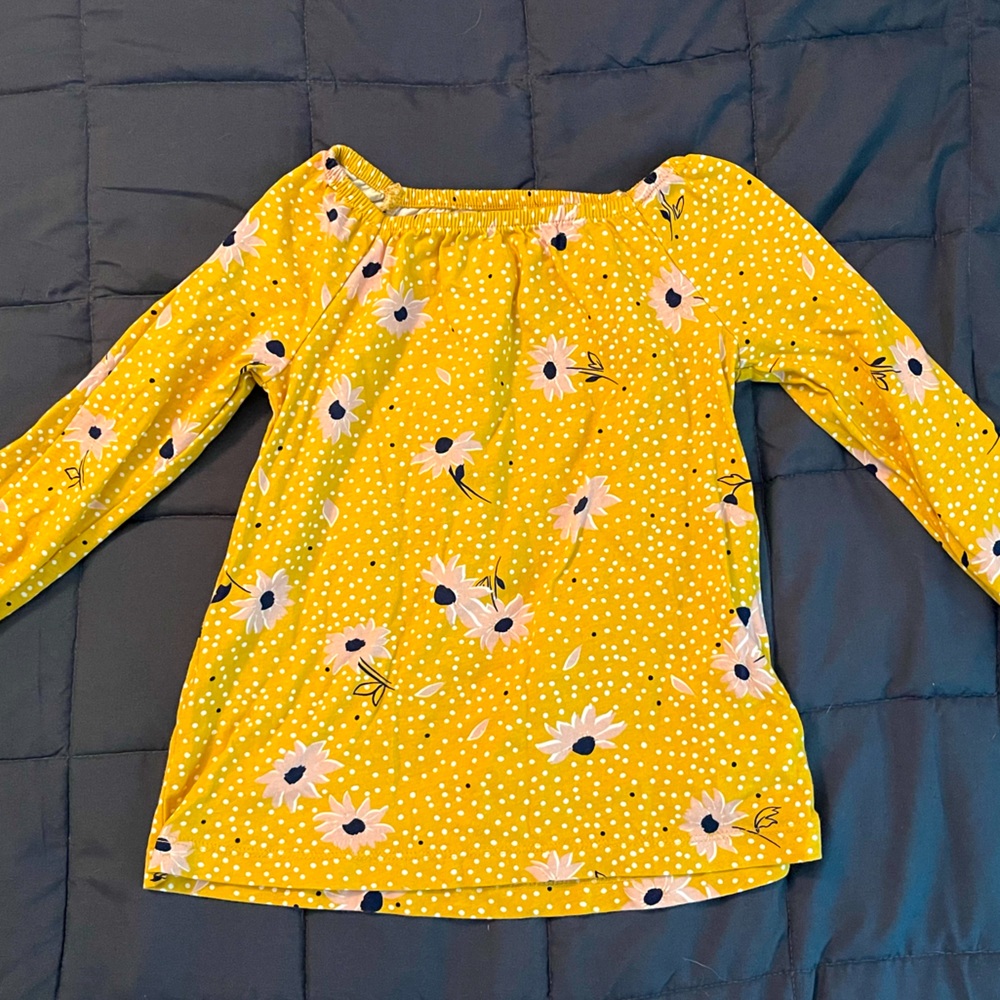 Carter’s Kids girl’s top size 5